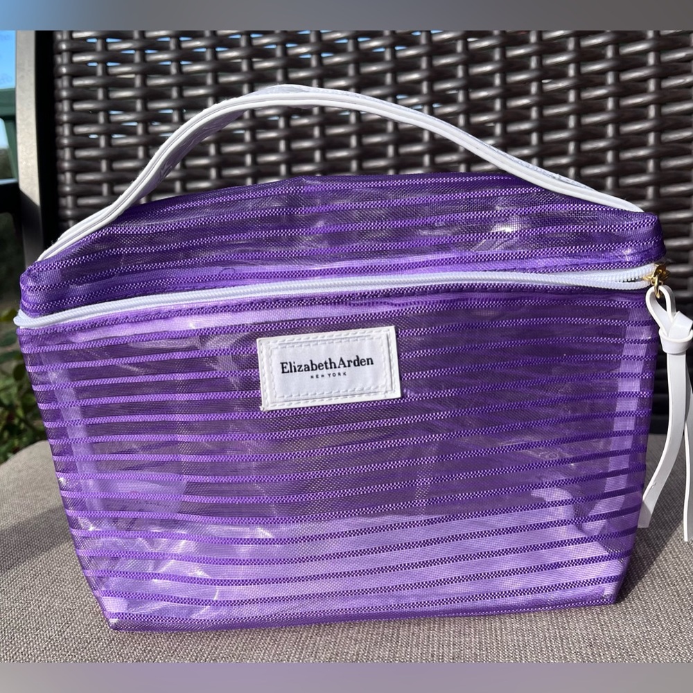 EUC Elizabeth Arden Cosmetic Carry Bag